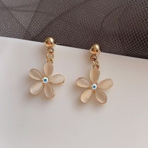 🔸2 for $15🔸Earrings